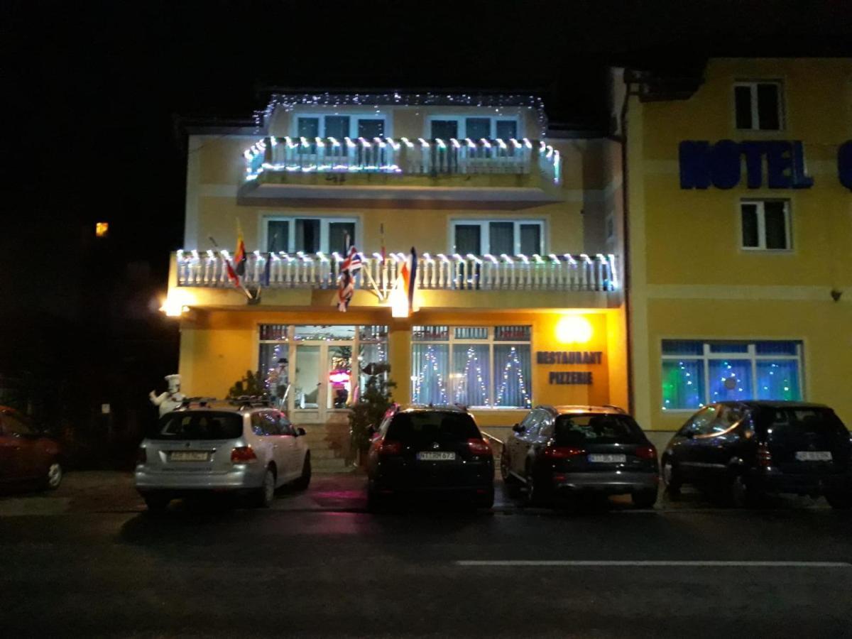 Vila Queen Arad Esterno foto
